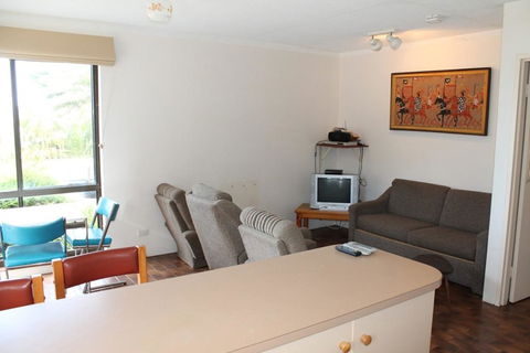 Ocean Front Malua Bay - Accommodation Brisbane 3