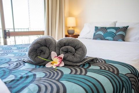 OCEAN VIEWS 10A - Accommodation Brisbane 2