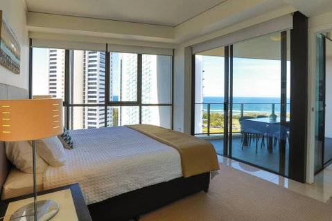 Ocean Views In The Heart Of Broadbeach - Accommodation Brisbane 0