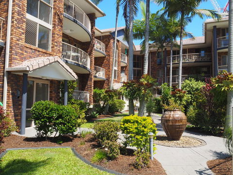 Oceanside Cove Holiday Apartments - Accommodation Brisbane 1