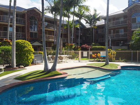 Oceanside Cove Holiday Apartments - Accommodation Brisbane 0