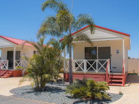Outback Oasis Caravan Park - Accommodation Brisbane 0
