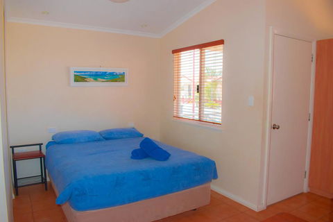 Outback Oasis Caravan Park - Accommodation Brisbane 2
