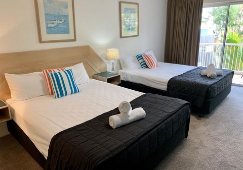Outrigger Burleigh - Accommodation Brisbane 1