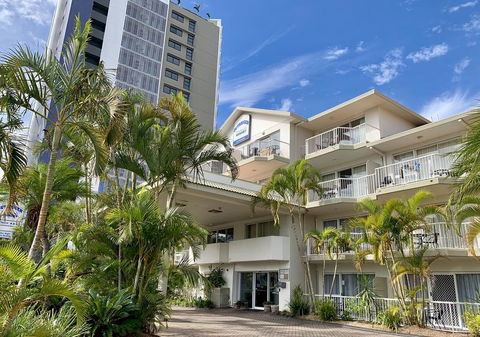 Outrigger Burleigh - Accommodation Brisbane 0
