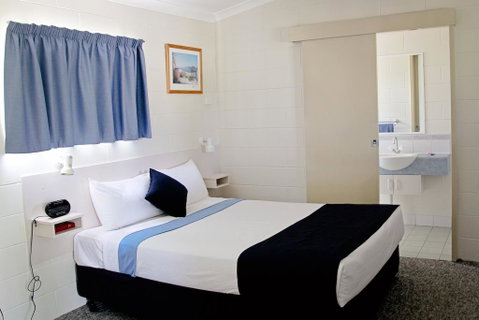Overflow Emerald Motor Inn - Accommodation Brisbane 3