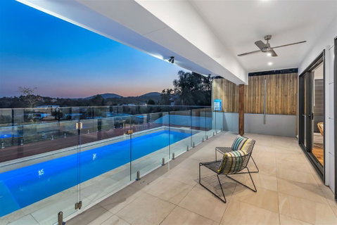 Panoramic Views Villa Birdwood Terrace 4 Bedroms - Toowong - Accommodation Brisbane 0