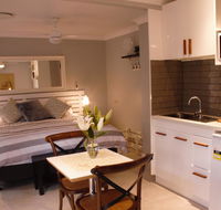 Paperbark Bed  Breakfast - Accommodation Brisbane