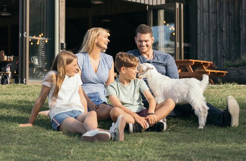 Paradise Country Farmstay - Accommodation Brisbane 2