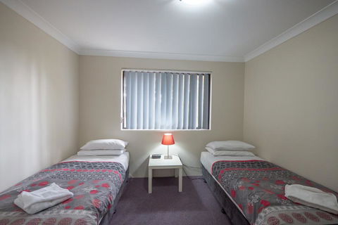 Parkside Apartments At 35 Grose St - Accommodation Brisbane 0