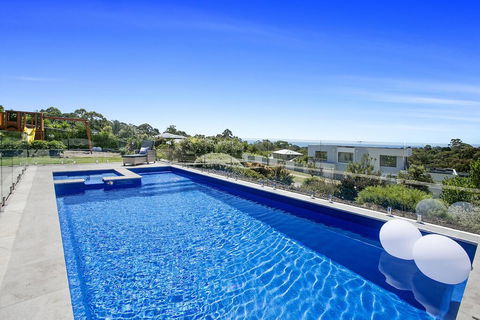 Perla Marina - Luxury Family Retreat With Heated Pool, Spa, Playground - Accommodation Brisbane 0