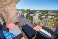 Pet Friendly Lentara St 8 - Fingal Bay
