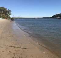 Pet Friendly Waterfront Holiday House on Peacefull Island with Bikes and Kayaks - Accommodation Brisbane