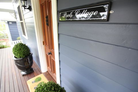 Poet's Cottage - Fireplace, Close To Treks - Accommodation Brisbane 2