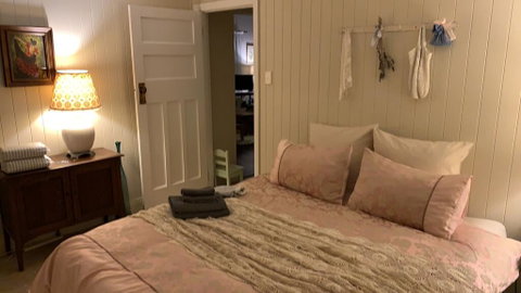 Pool House - Accommodation Brisbane 2