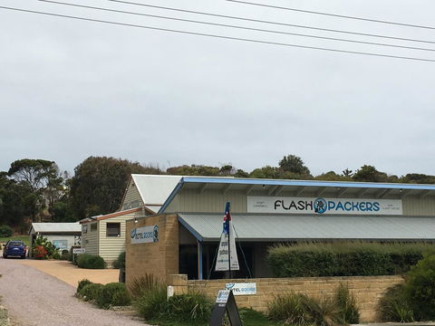 Port Campbell Guesthouse & Flash Packers - Accommodation Brisbane 0