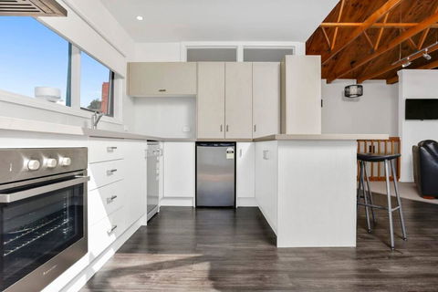 Port Central No 2 - Accommodation Brisbane 2