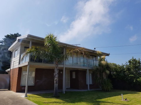 Portarlington Beach Shack 50 Metres To The Water - Accommodation Brisbane 0