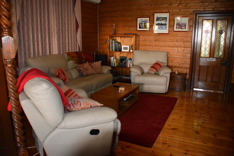 Portarlington Vicarage - Accommodation Brisbane 2