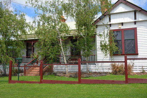 Portarlington Vicarage - Accommodation Brisbane 0