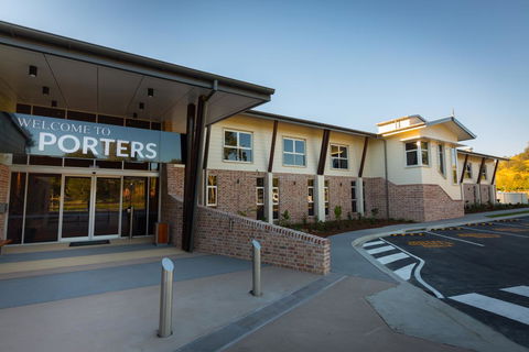 Porter's Plainland Hotel - Accommodation Brisbane 0