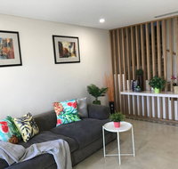 Private Room in Modern Comfortable Home Stay - Accommodation Brisbane