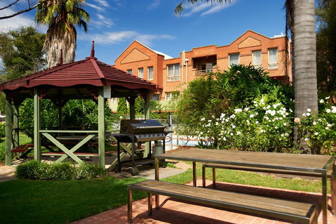 Quest Royal Gardens - Accommodation Brisbane 2