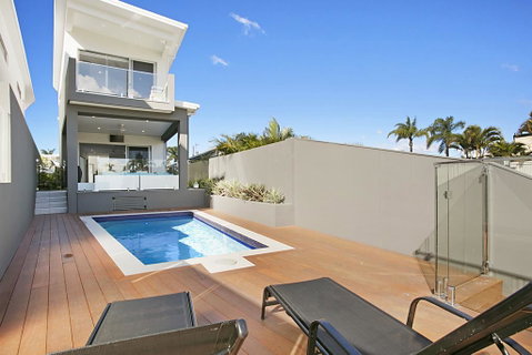 Ray Of Sunshine - Accommodation Brisbane 0
