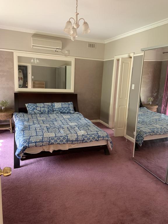 Heidelberg Rgh VIC Accommodation Brisbane