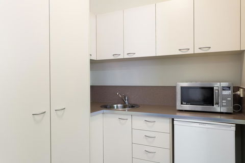 Redcliffe Motor Inn - Accommodation Brisbane 1