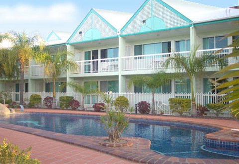 Reef Adventureland Motor Inn - Accommodation Brisbane 0