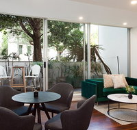 Refined Apartment Close To Nightlife Restaurants With Car Space - Accommodation Brisbane