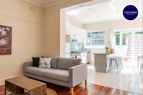 RELAXED FAMILY HOME WILLOUGHBY - Accommodation Brisbane 0