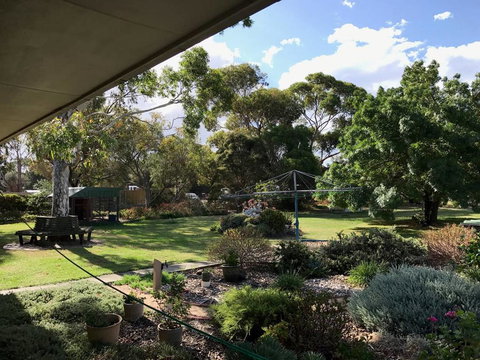 Relaxing Geelong Studio - Accommodation Brisbane 1