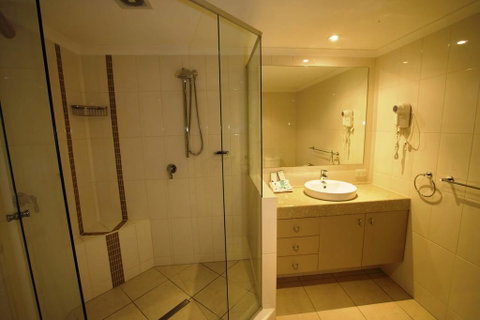Riverdance Apartments - Accommodation Brisbane 3