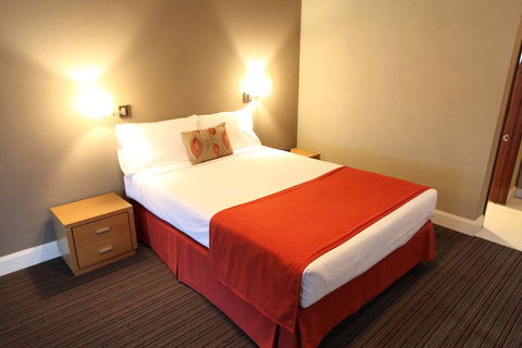 Rose & Crown Hotel - Accommodation Brisbane 2