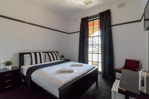 Royal Hotel Ryde - Accommodation Brisbane 0