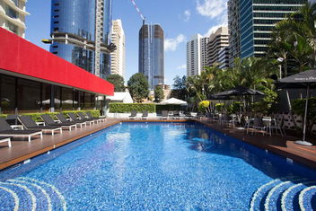 Royal On The Park with Accommodation Brisbane