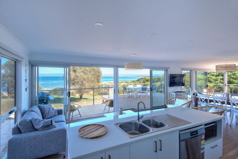 Sandbar Beach House - Accommodation Brisbane 1