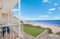 Sea Spray Apartments Unit 4