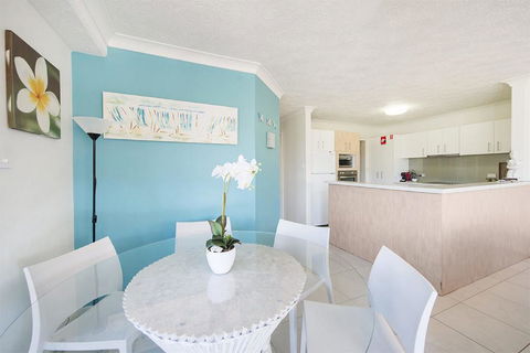 Seabreeze 4 On Lawson Street - Accommodation Brisbane 2