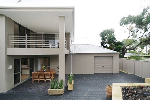 Seal 4 Bedroom House By Shoalwater Executive Homes - Accommodation Brisbane 1