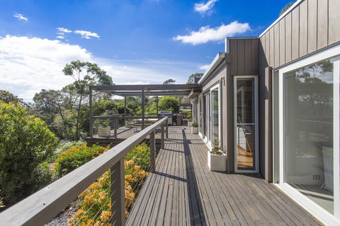 Seaside Escape Family Friendly Mount Martha Retreat - Accommodation Brisbane 1