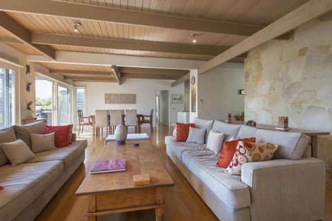 Seaside Escape Family Friendly Mount Martha Retreat - Accommodation Brisbane 2