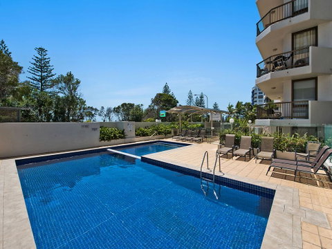 Seaview Resort - Accommodation Brisbane 0