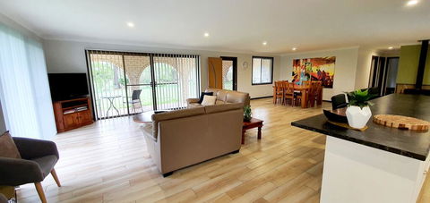 Serendipity On Barrington - Accommodation Brisbane 3
