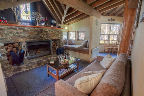 Sharpys Chalet - Accommodation Brisbane 2