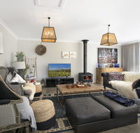 Silky Oak Villa - spacious  beautifully decorated - Accommodation Brisbane