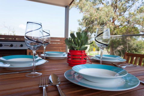 Silversands Beach Cottage - Accommodation Brisbane 1