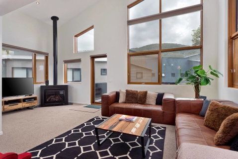 Snow Stream Apartments - Accommodation Brisbane 0